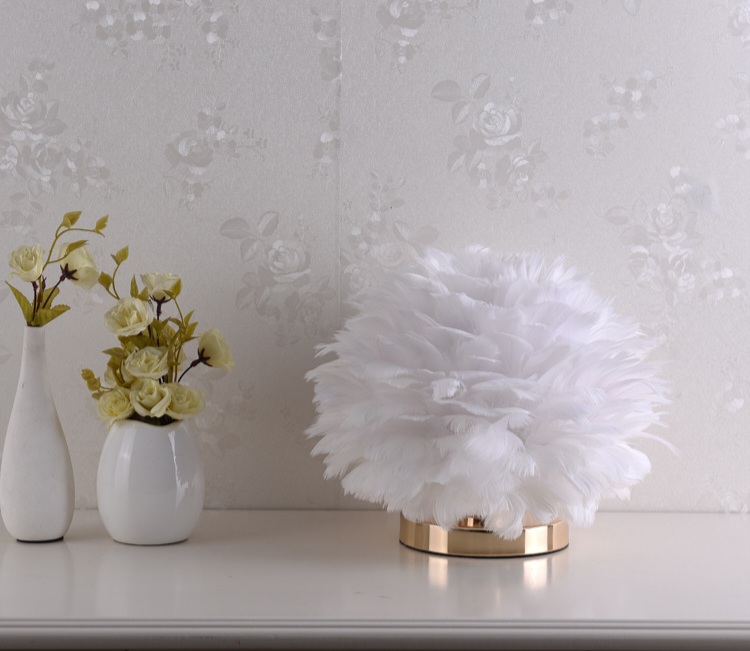 Essential Tips for Maintaining Lights Around Your Home Safely