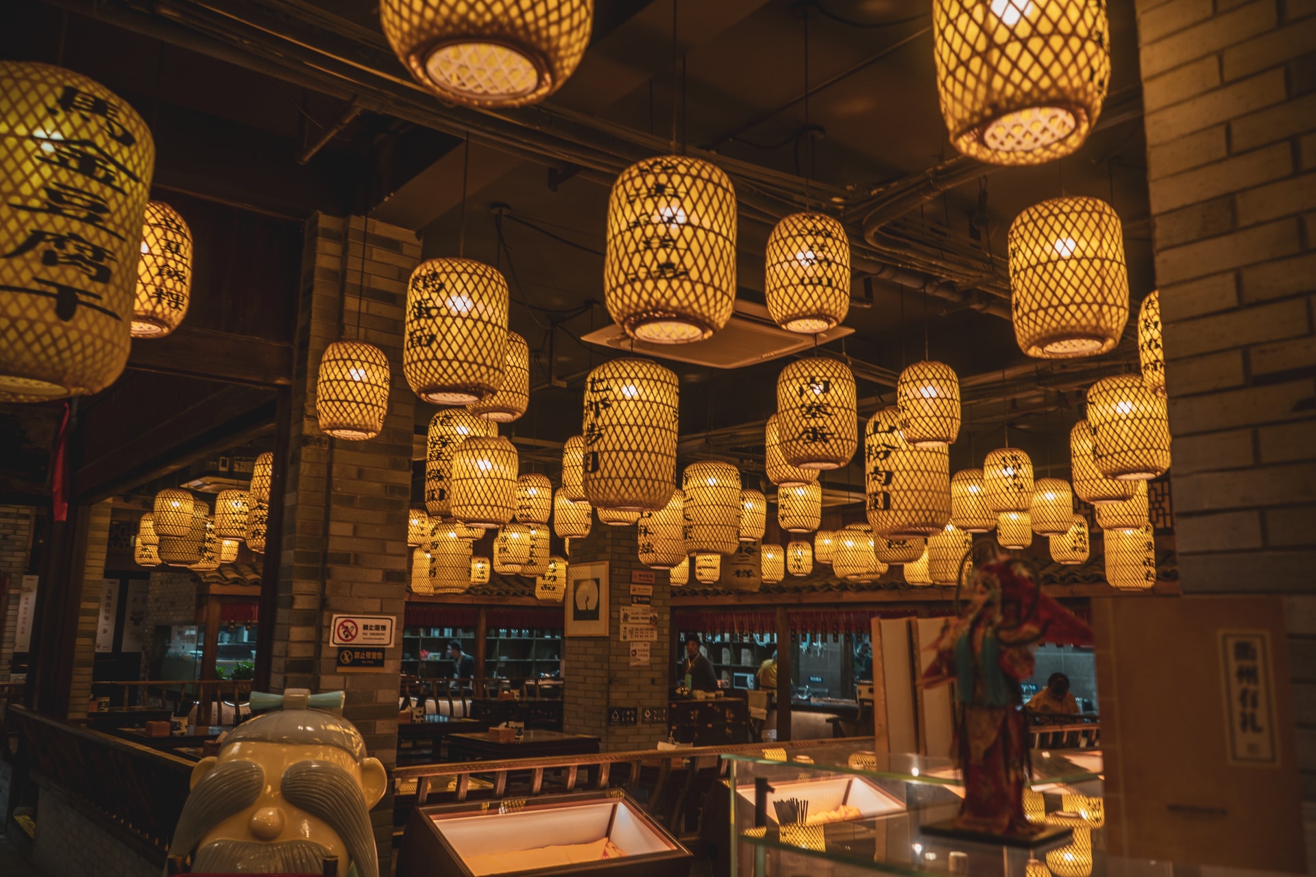 Types Of Restaurant Lighting