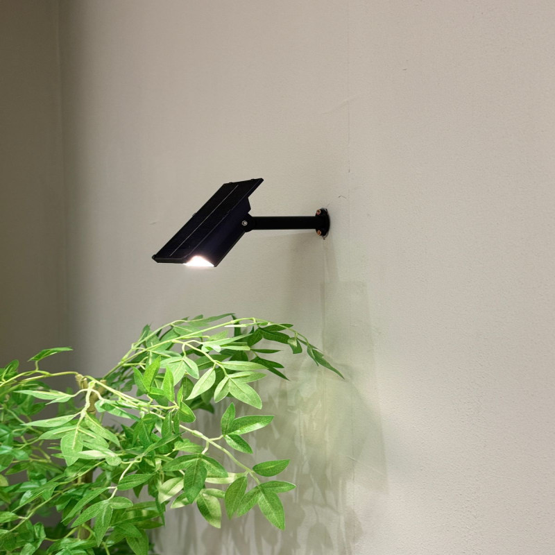 Solar Garrison Light