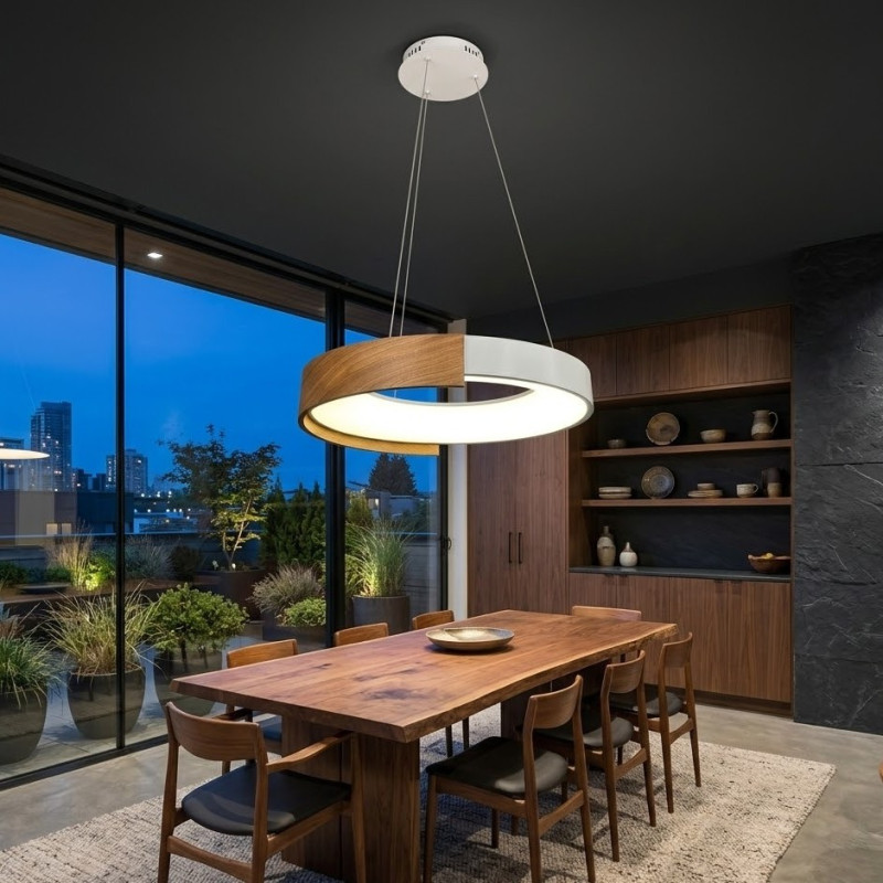 Graceful Woodgrain Pendant