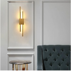 Bronze Wall Lamp