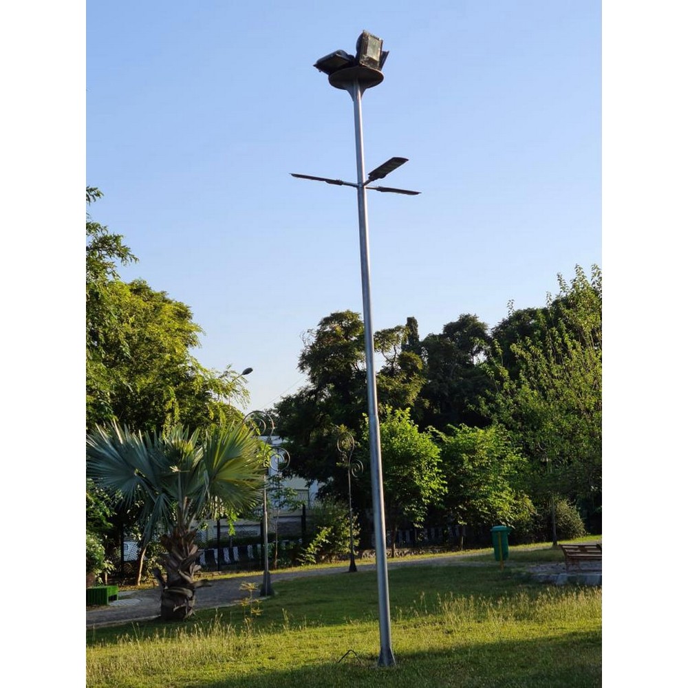 Econo 120W Solar Street Light