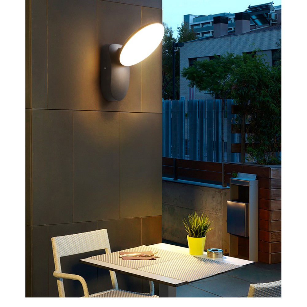 Faye Wall Lamp