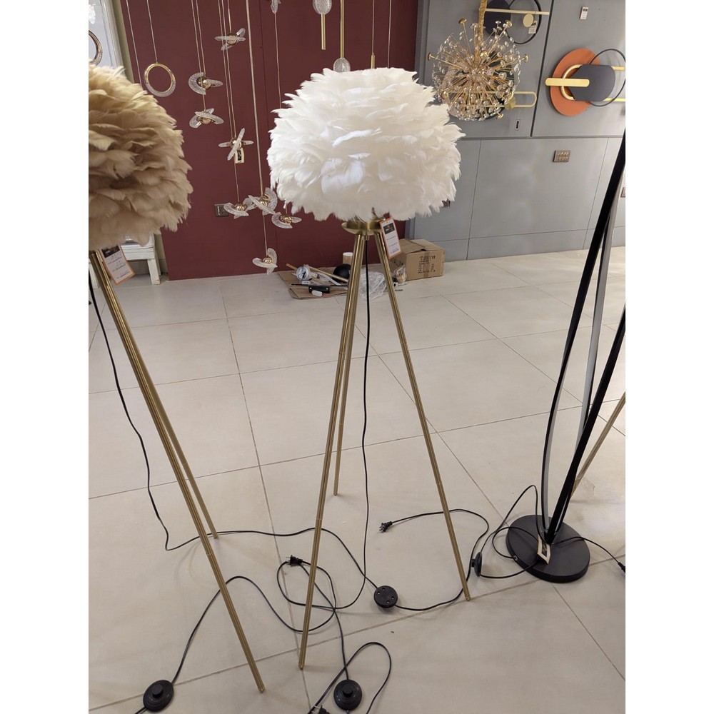 Tripod Feather Floor Lamp