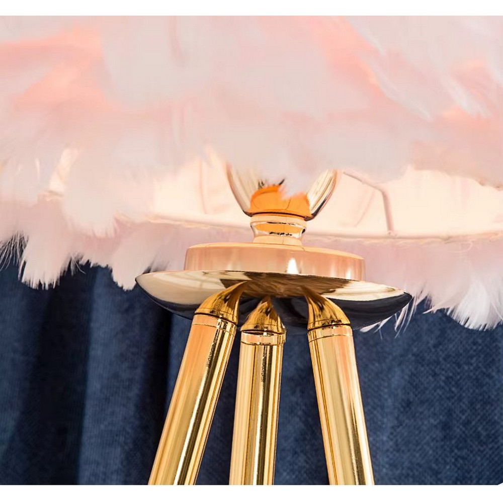 Tripod Feather Floor Lamp