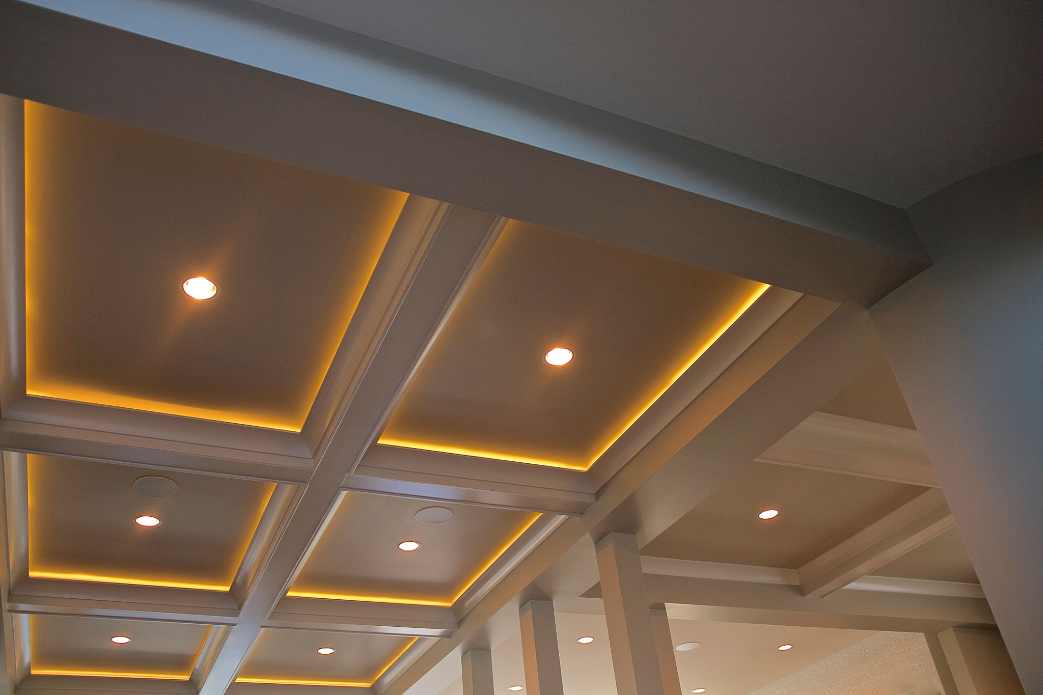 4 Tips To Choose The Right Ceiling Light For Your Home - Ultronics Lights